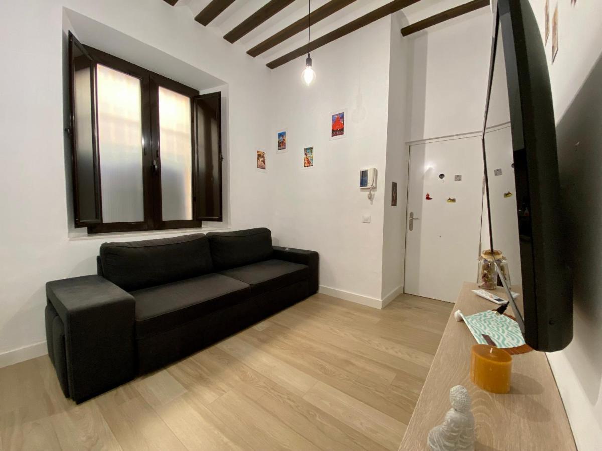 Ferienwohnung Cosy Studio In Alameda District Sevilla Exterior foto